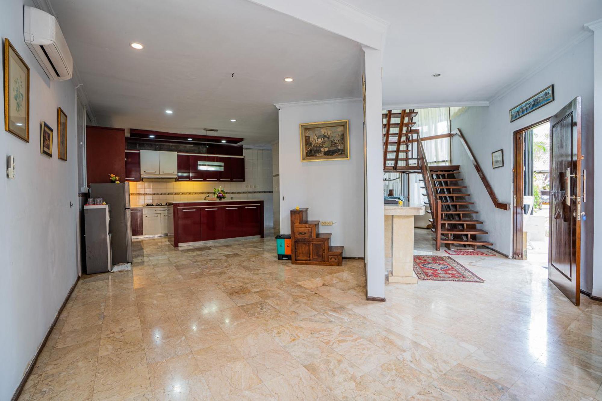 Nipper - Spacious 5br In Villa Canggu